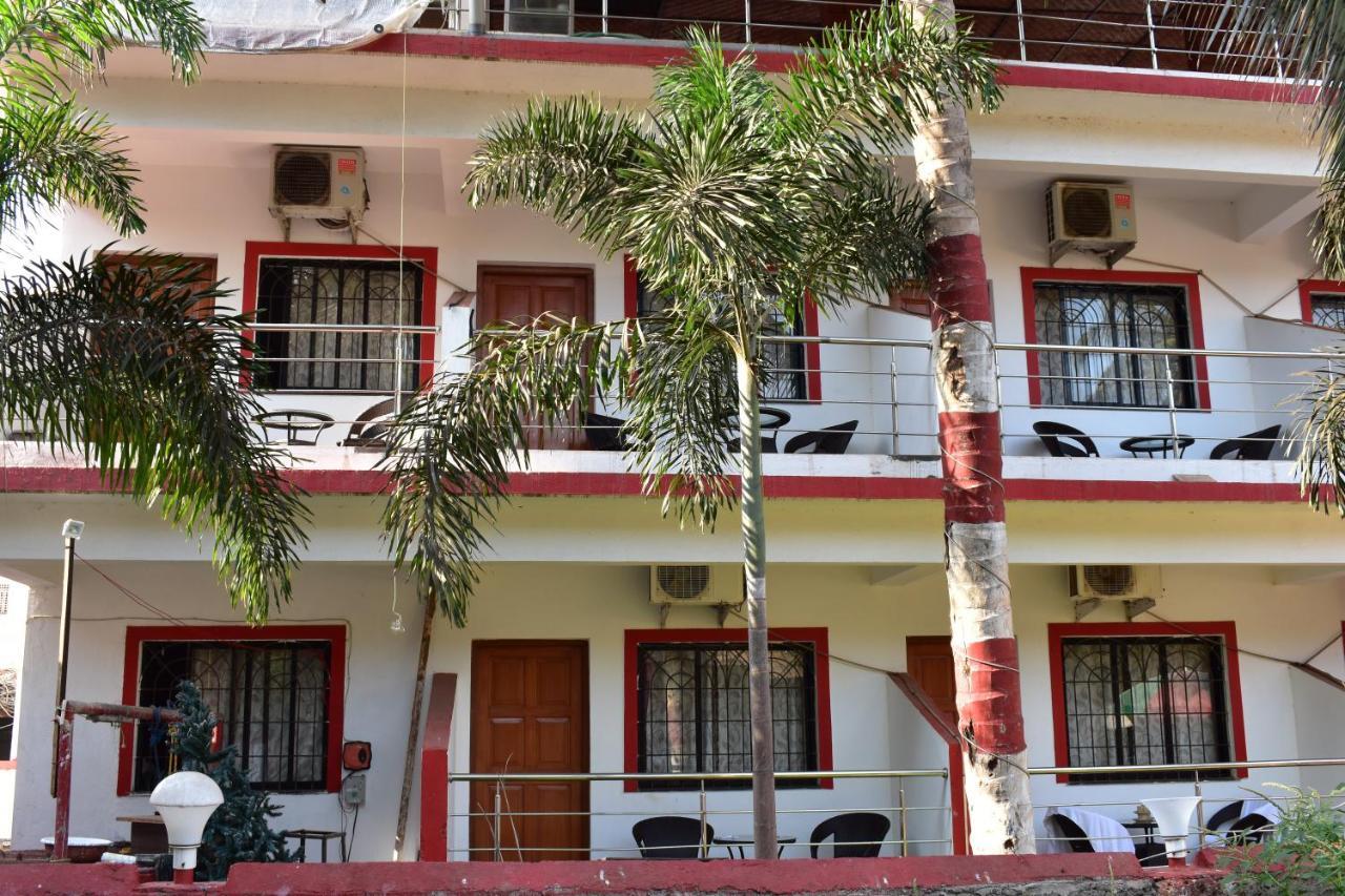 Hotel Mj Beach Resort Бага Екстериор снимка