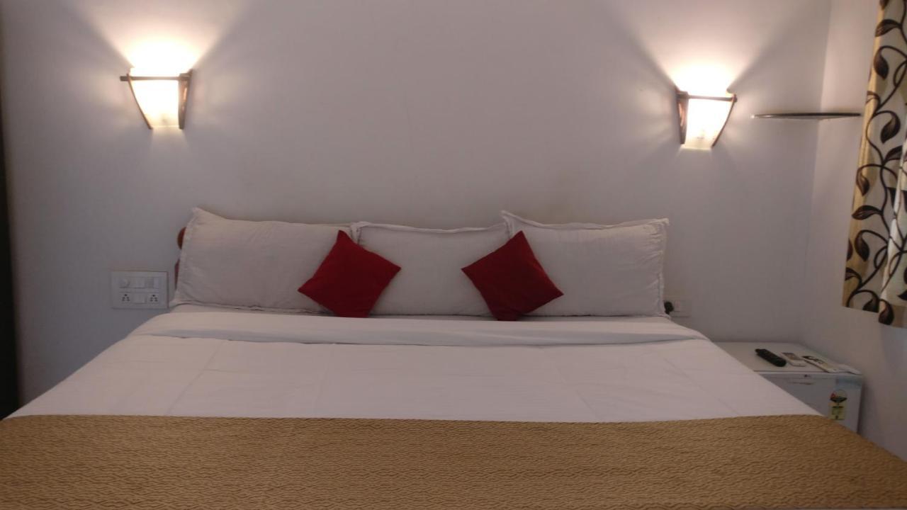 Hotel Mj Beach Resort Бага Екстериор снимка